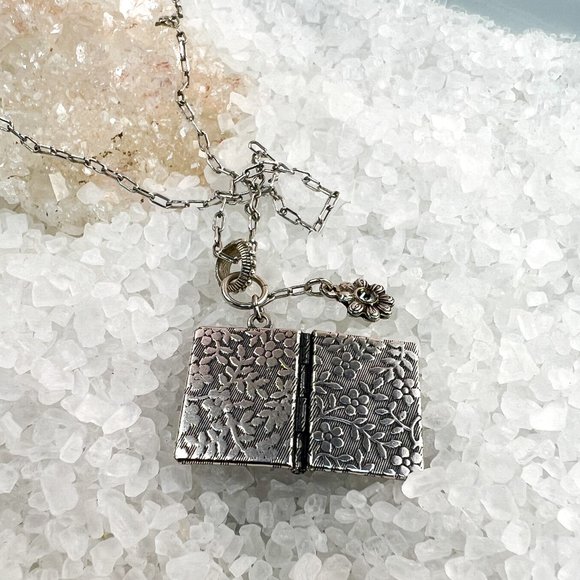 Catherine Popesco Flower Book Locket Necklace - Picture 8 of 9